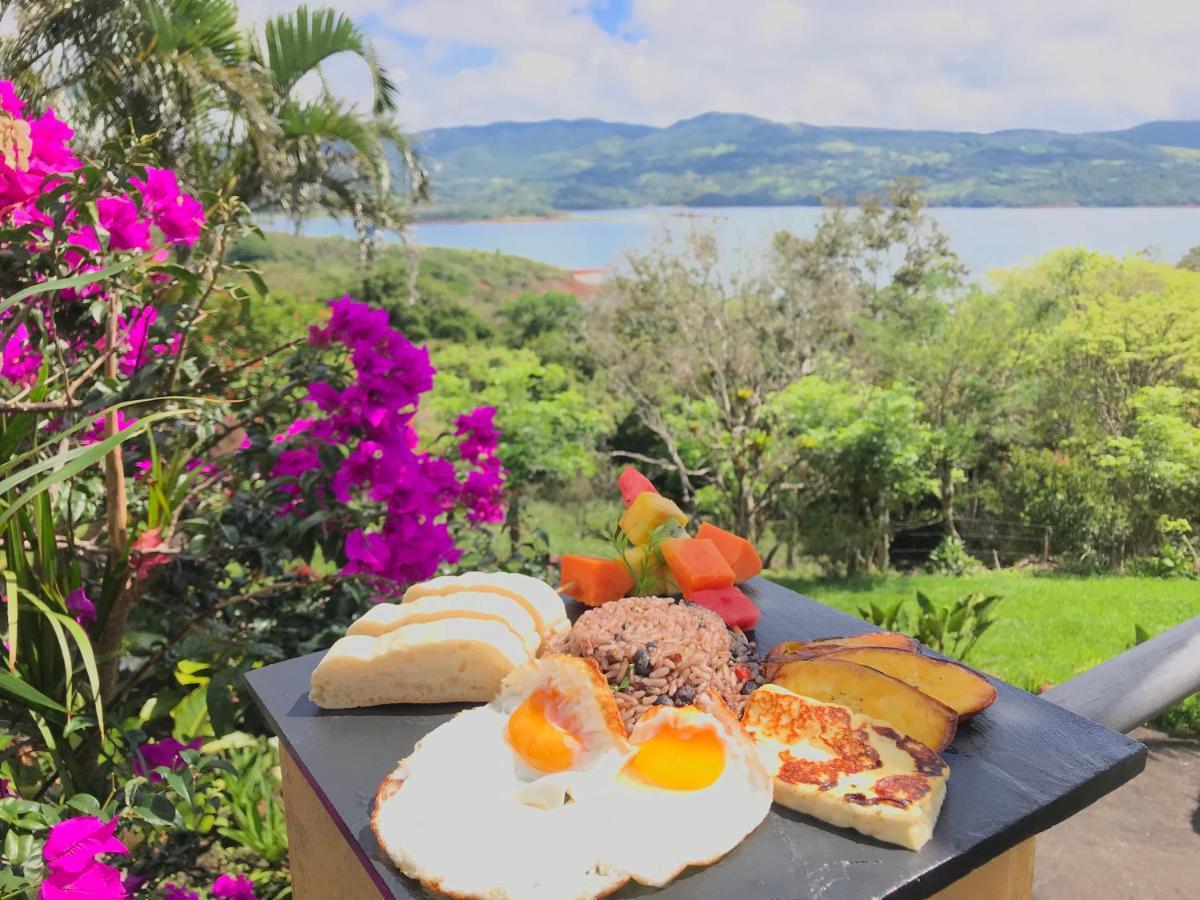 Lake Arenal Brewery & Hotel Tilaran Exterior photo